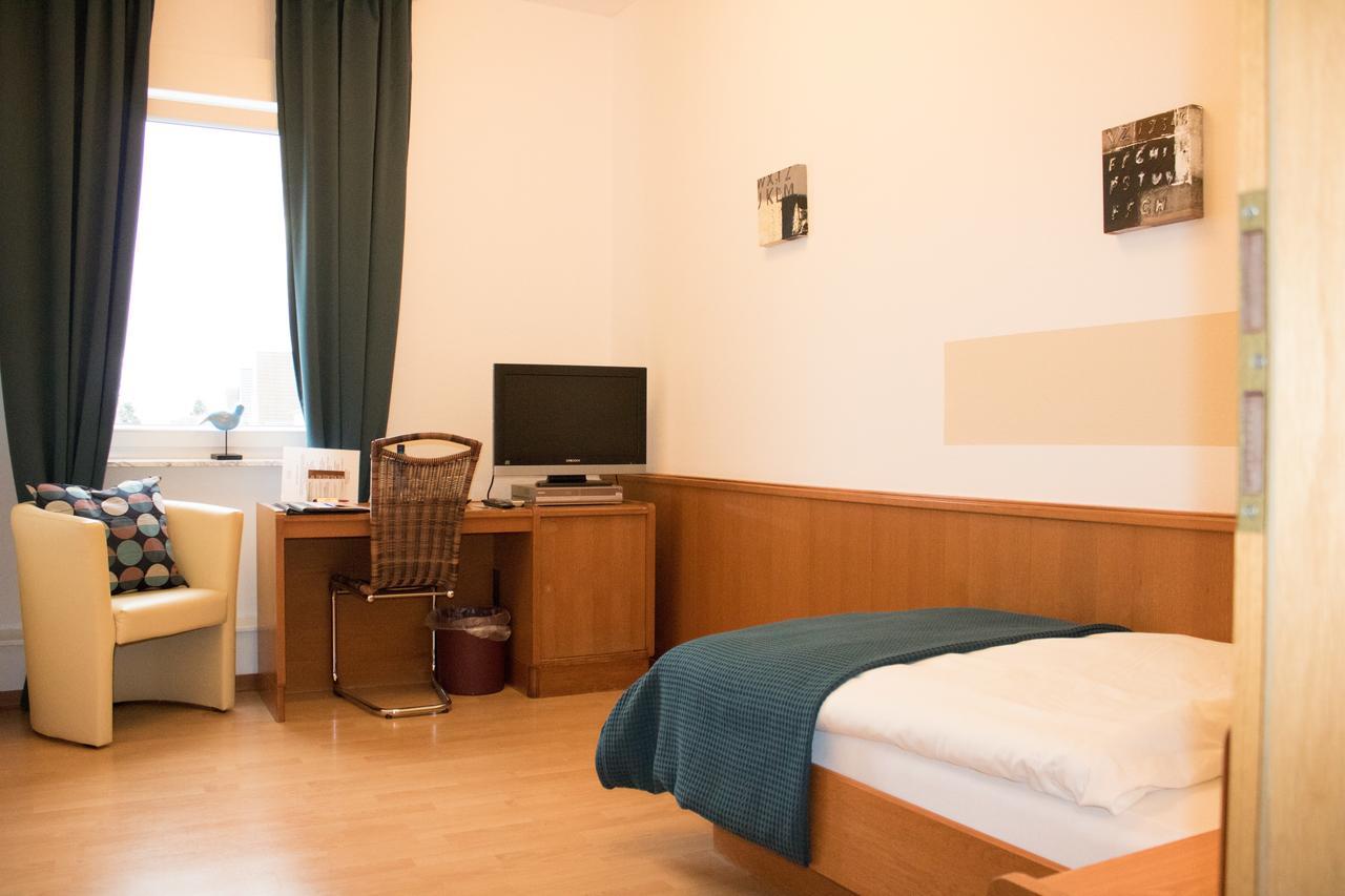 Stadthotel Russelsheim 외부 사진